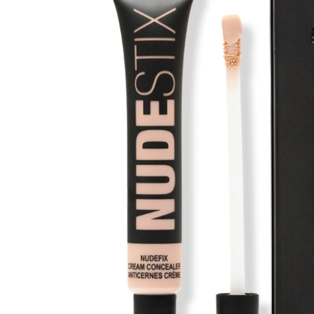 NWOB NUDESTIX NUDEFIX CREAM CONCEALER